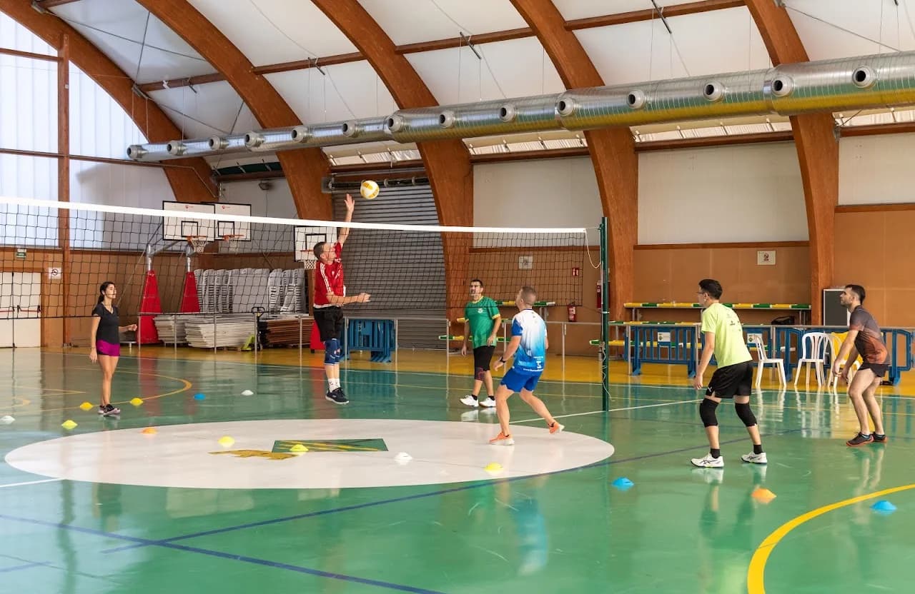 Recepció al fons de la pista · Iniciació, temporada 2025–2026