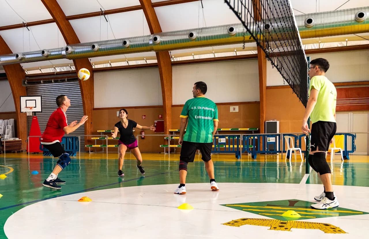 Jugada entre els dos camps · Iniciació, temporada 2025–2026